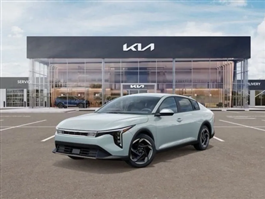 2025 Kia K4 EX photo 1