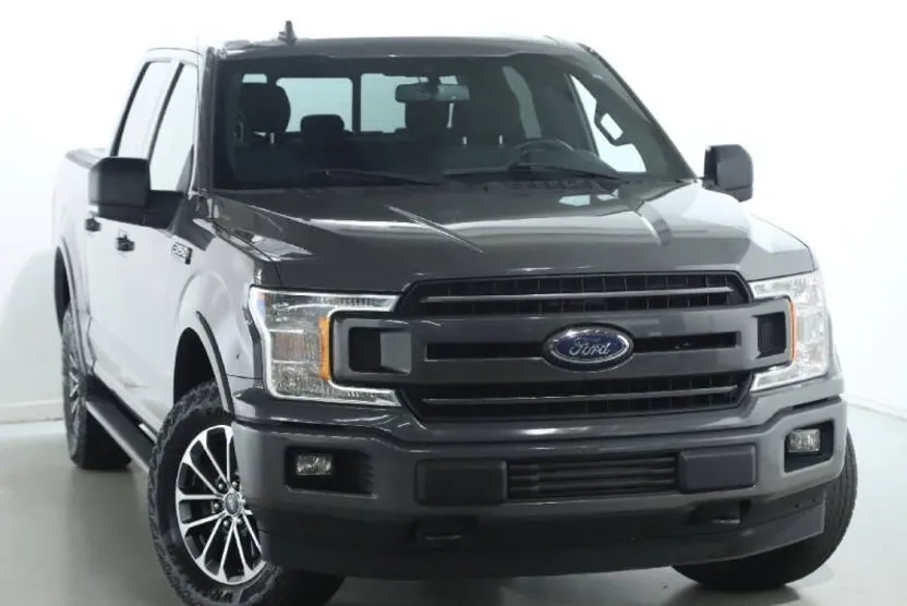 2020 Ford F-150 XLT photo 1