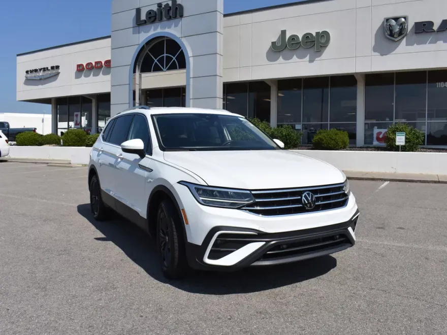 2024 Volkswagen Tiguan SE Wolfsburg Edition photo 1