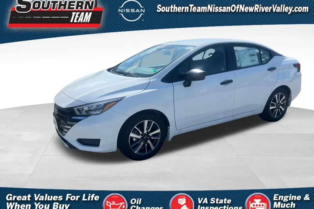 2025 Nissan Versa 1.6 S photo 1