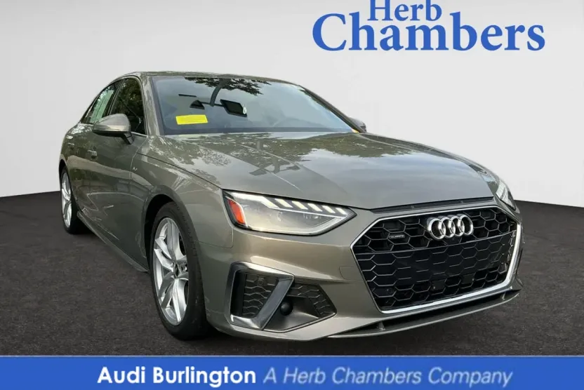 2023 Audi A4 S line Quattro Premium Plus photo 1