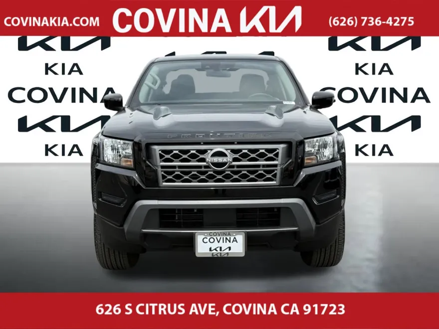 2023 Nissan Frontier SV photo 1
