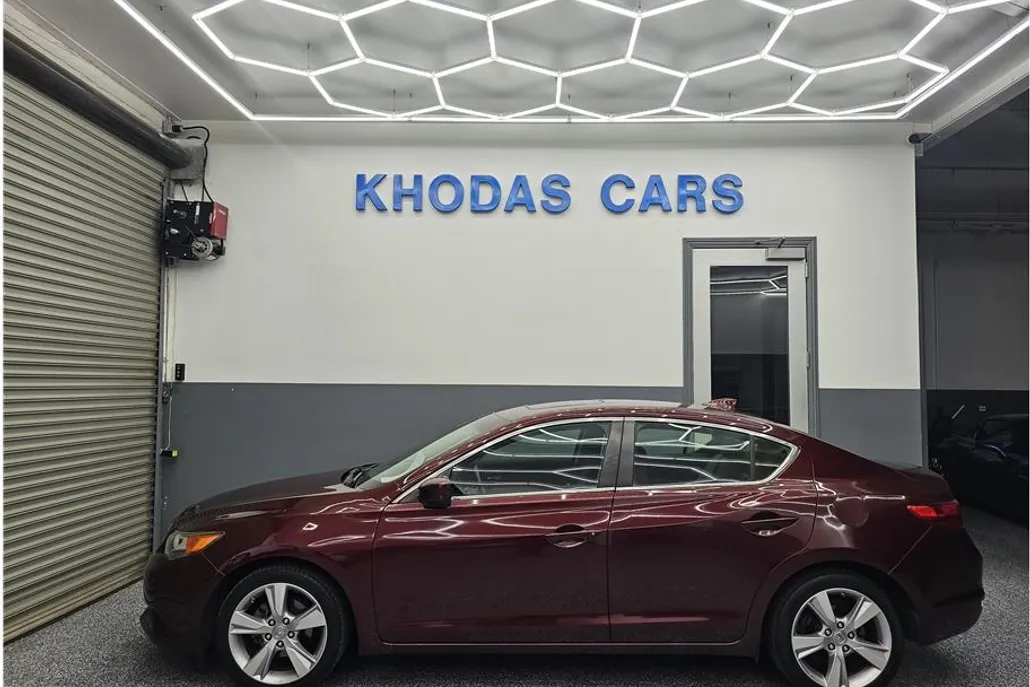 2014 Acura ILX 2.0L Technology photo 1