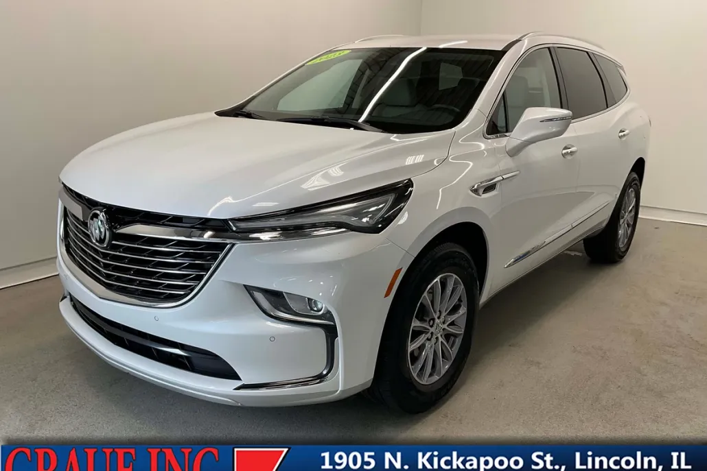 2023 Buick Enclave Essence photo 1