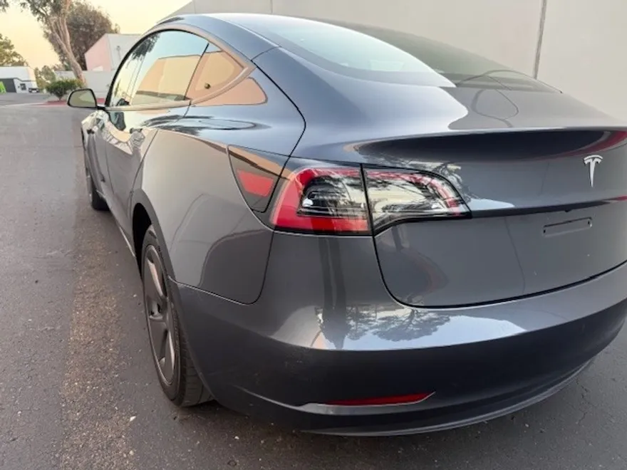2023 Tesla Model 3 photo 1