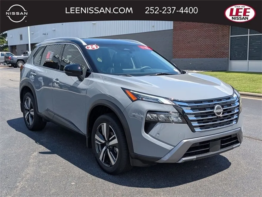2024 Nissan Rogue SL photo 1