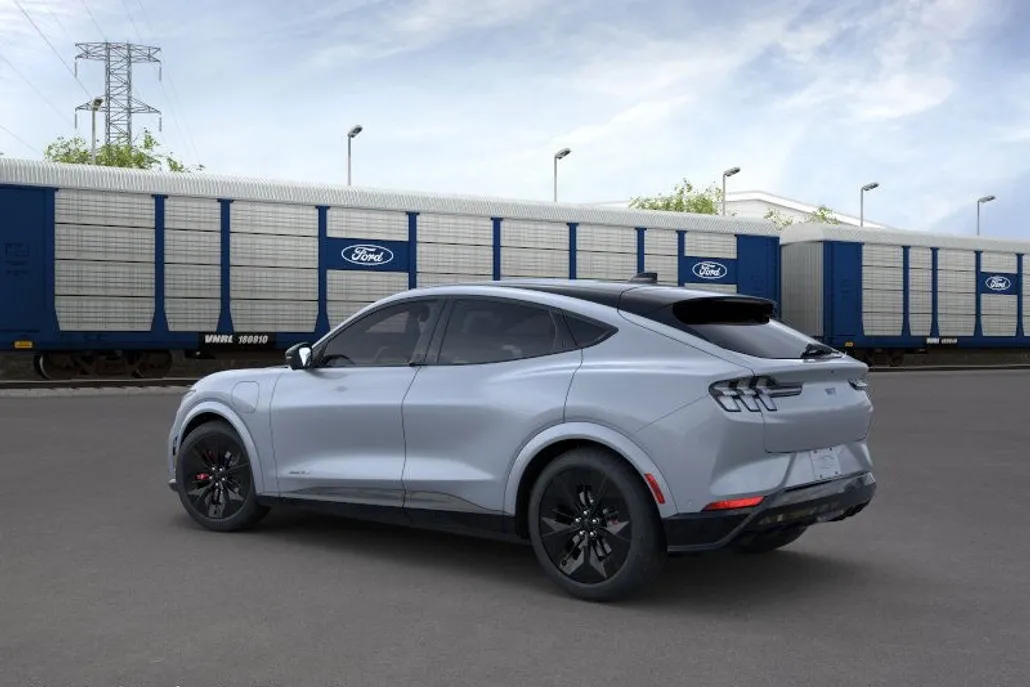 2025 Ford Mustang Mach-E GT photo 1