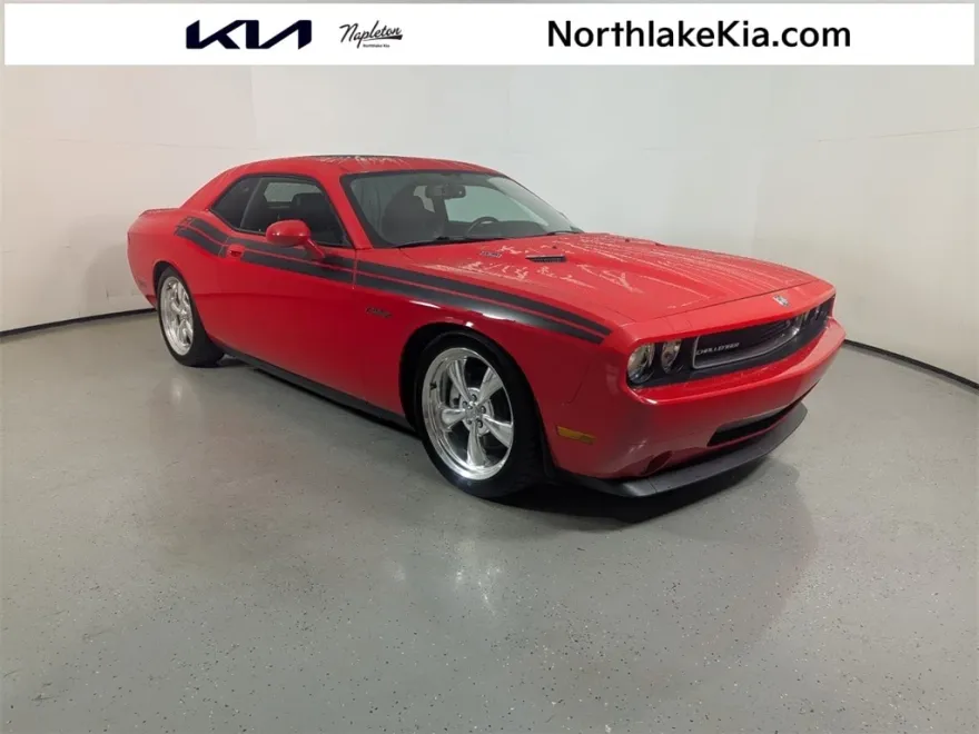 2010 Dodge Challenger R/T Classic photo 1