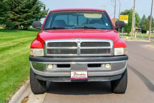 2000 Dodge Ram ST photo 2