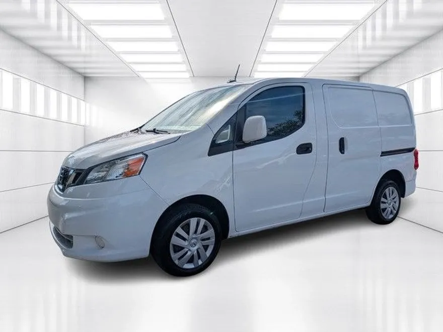 2020 Nissan NV200 SV photo 1