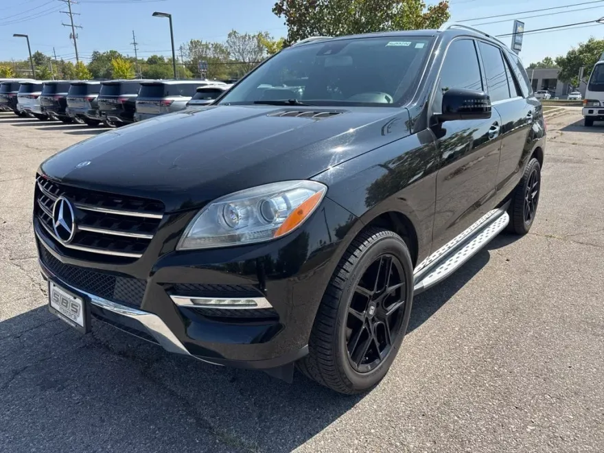 2015 Mercedes Benz ML 350 photo 1