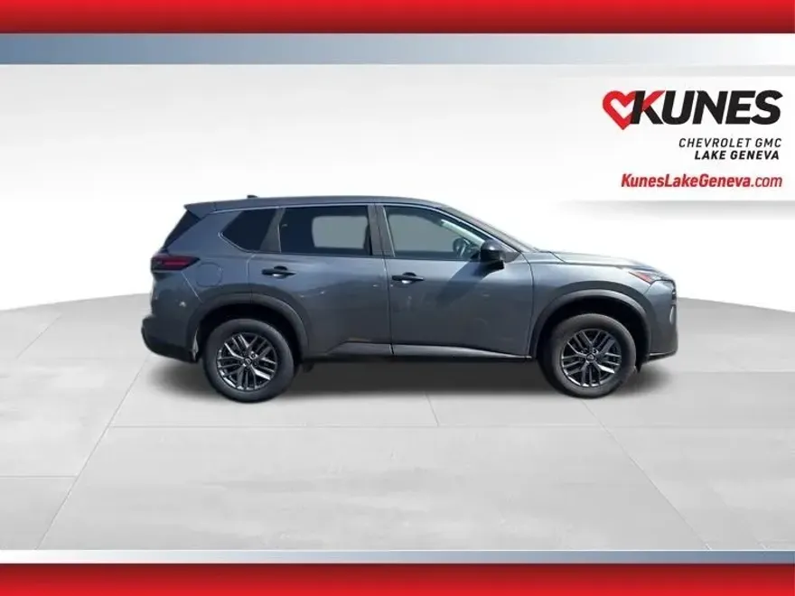 2024 Nissan Rogue S photo 1