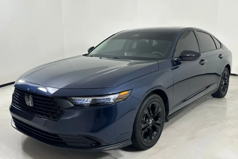 2025 Honda Accord SE photo 1