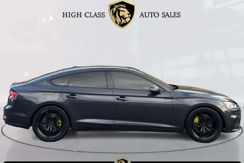 2018 Audi A5 Premium Plus S line Quattro photo 1