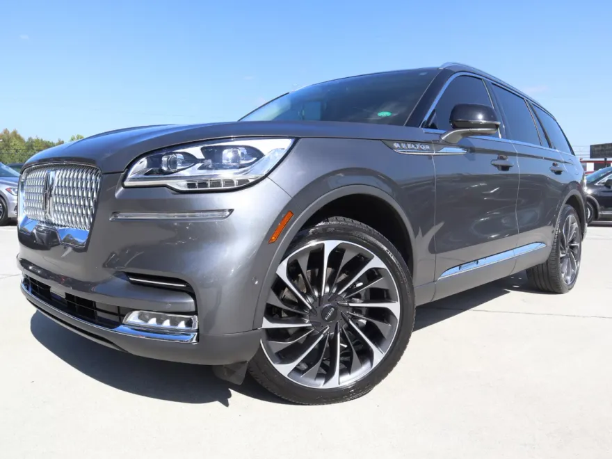 2023 Lincoln Aviator Reserve photo 1