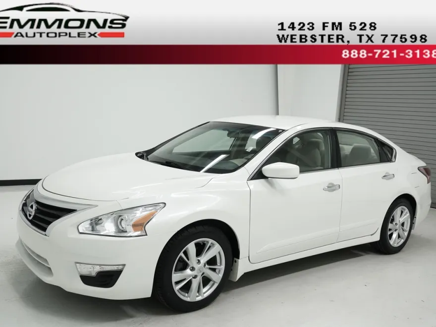 2013 Nissan Altima 2.5 SV photo 1