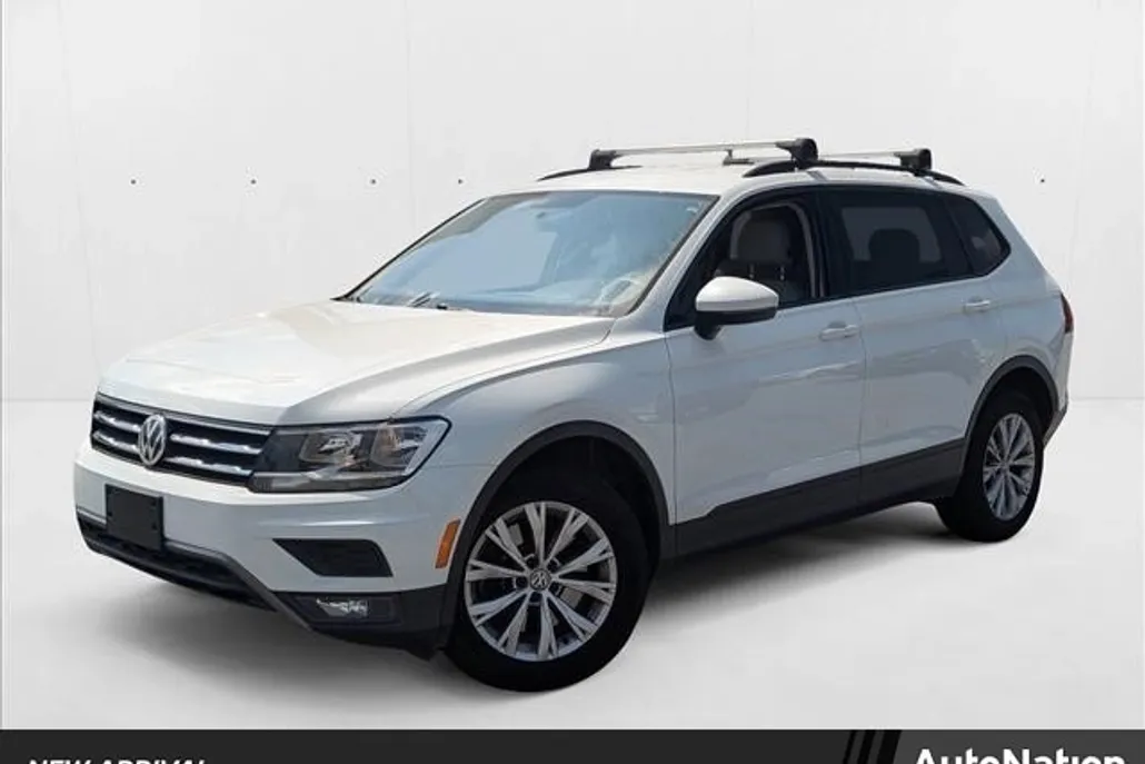 2018 Volkswagen Tiguan S photo 1