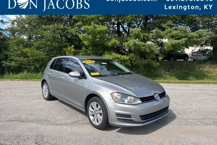 2015 Volkswagen Golf TDI S photo 1