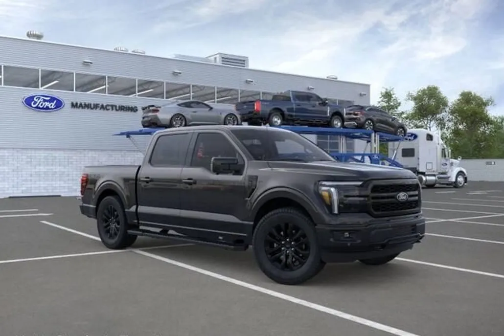 2025 Ford F-150 Lariat photo 1