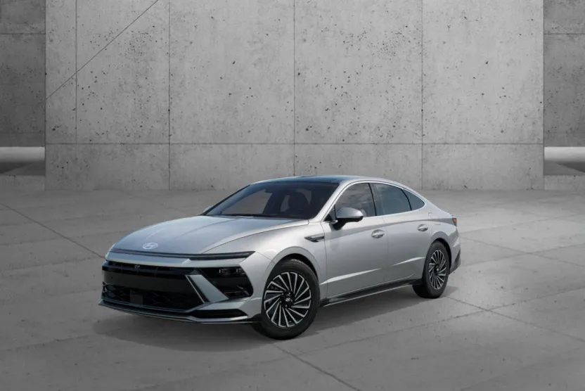 2026 Hyundai Sonata Hybrid Limited photo 1