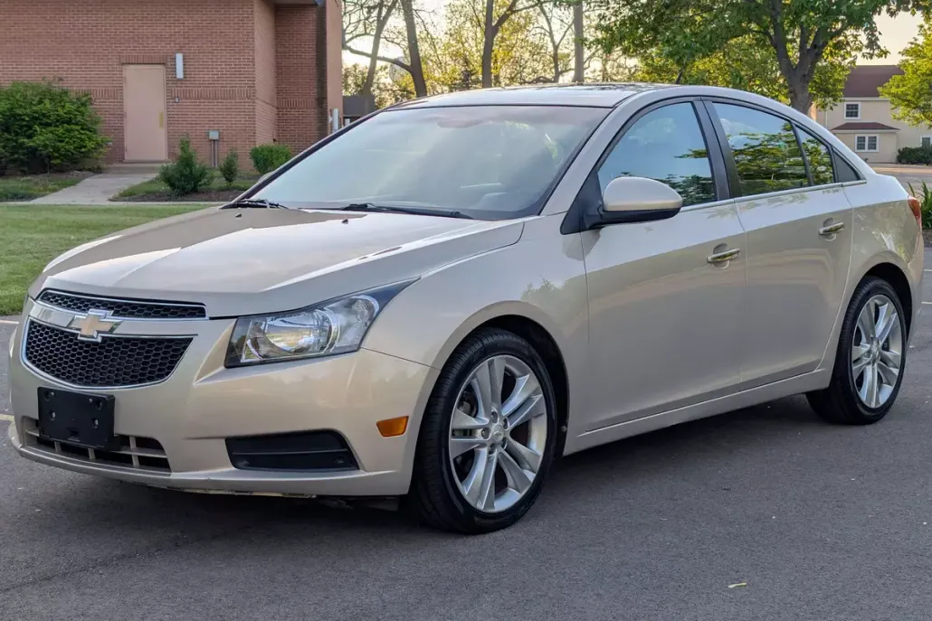 2011 Chevrolet Cruze LTZ photo 1