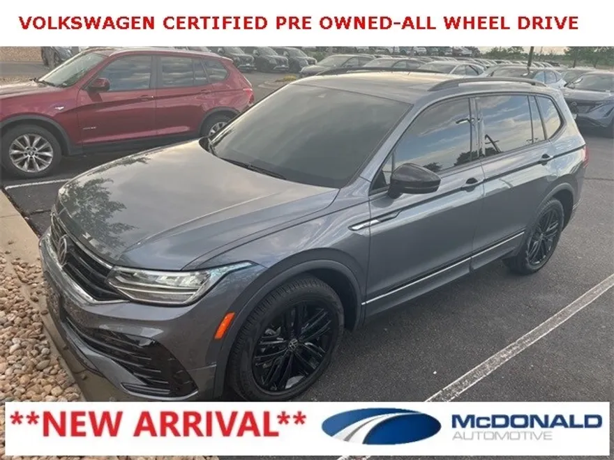 2022 Volkswagen Tiguan SE R-Line Black photo 1