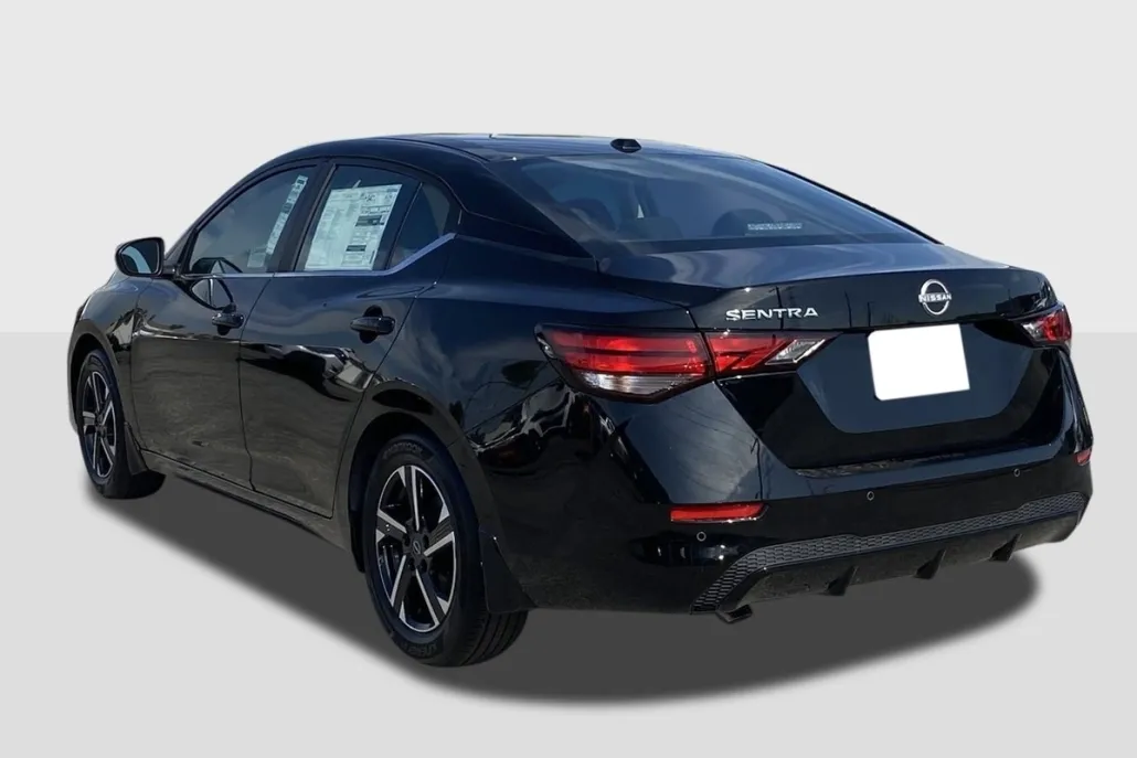 2025 Nissan Sentra SV photo 1
