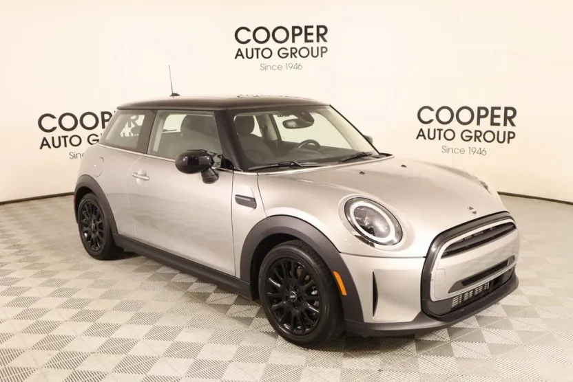 2024 Mini Cooper 2 Door Hardtop photo 1