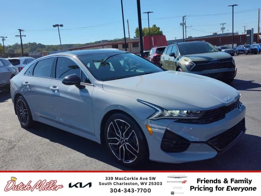 2024 Kia K5 GT photo 1