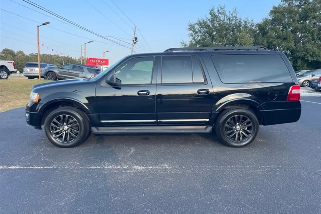2017 Ford Expedition EL XLT photo 1