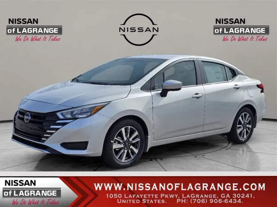 2025 Nissan Versa 1.6 SV photo 1