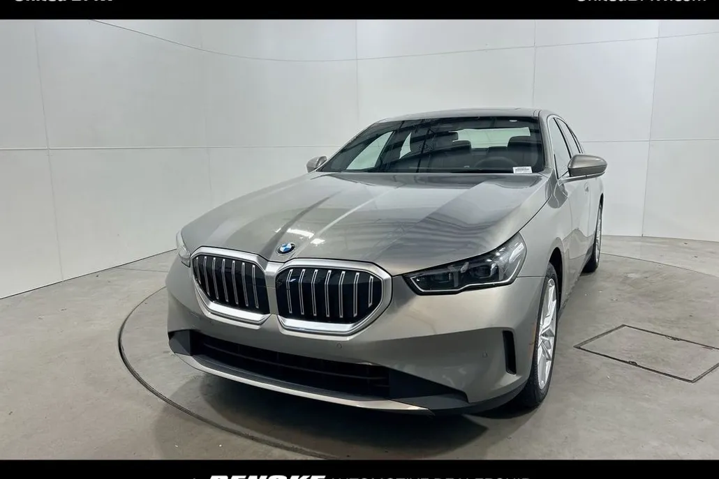 2025 Bmw 530i photo 1