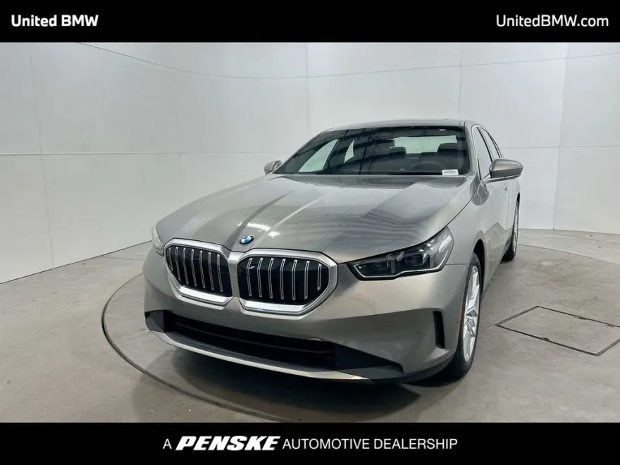 2025 Bmw 530i photo 1