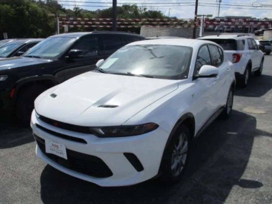 2024 Dodge Hornet R/T photo 1