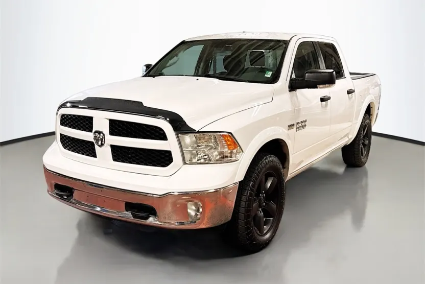 2017 Ram 1500 SLT photo 1