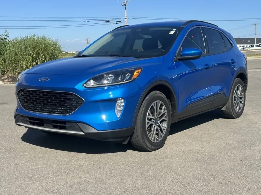 2020 Ford Escape SEL photo 1