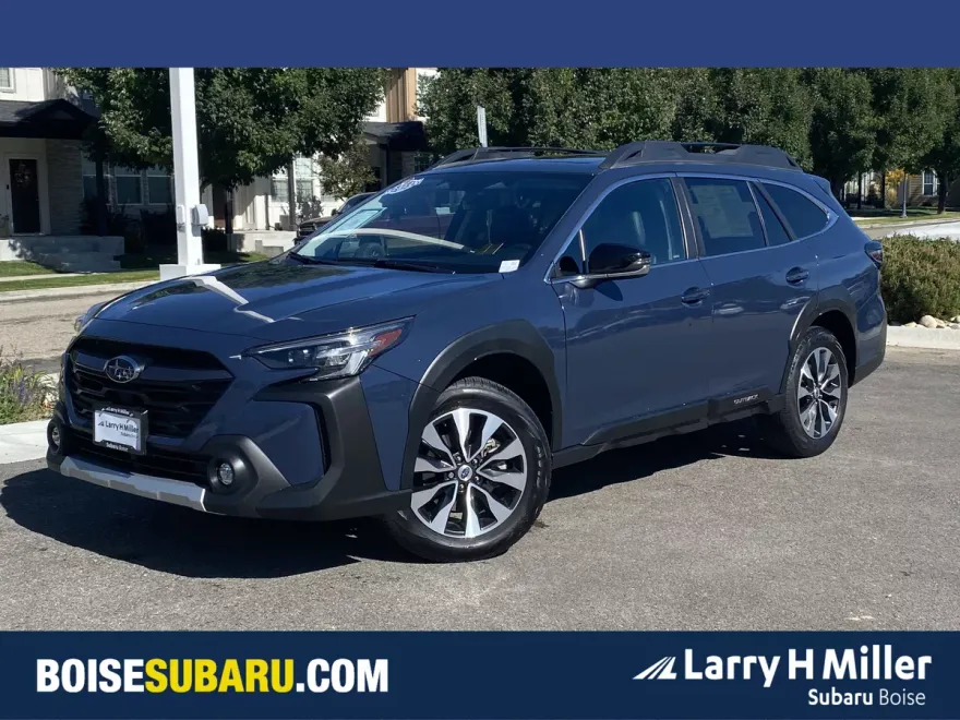 2023 Subaru Outback Limited photo 1