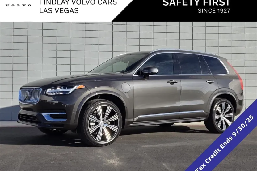 2025 Volvo XC90 T8 photo 1