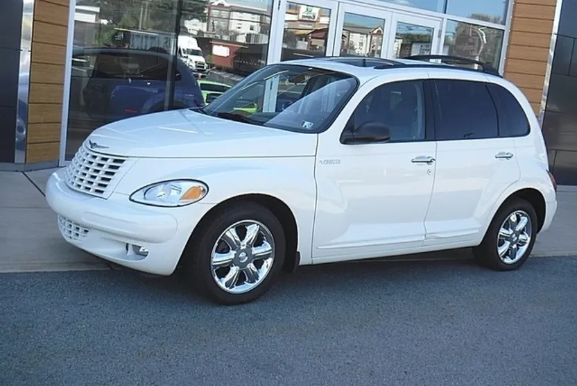 2002 Chrysler PT Cruiser Limited photo 1