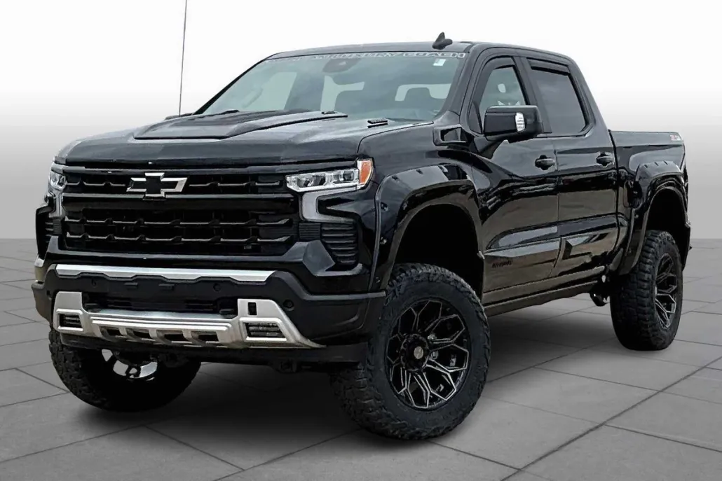 2025 Chevrolet Silverado 1500 RST photo 1
