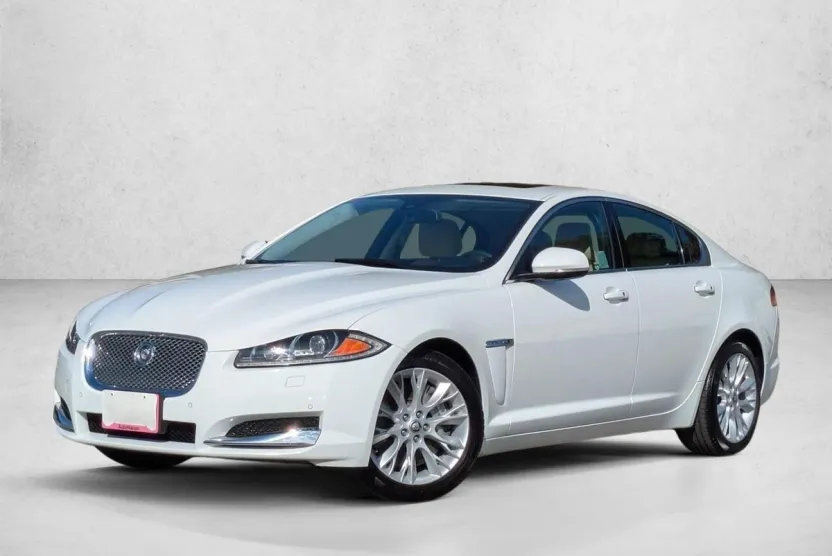 2013 Jaguar XF 3.0 photo 1
