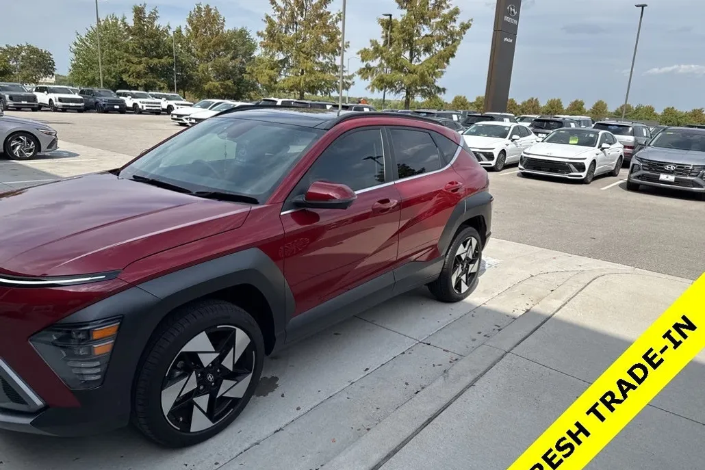 2024 Hyundai Kona Limited photo 1