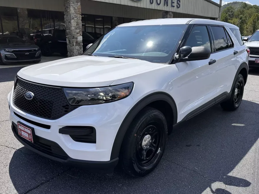 2024 Ford Explorer photo 1