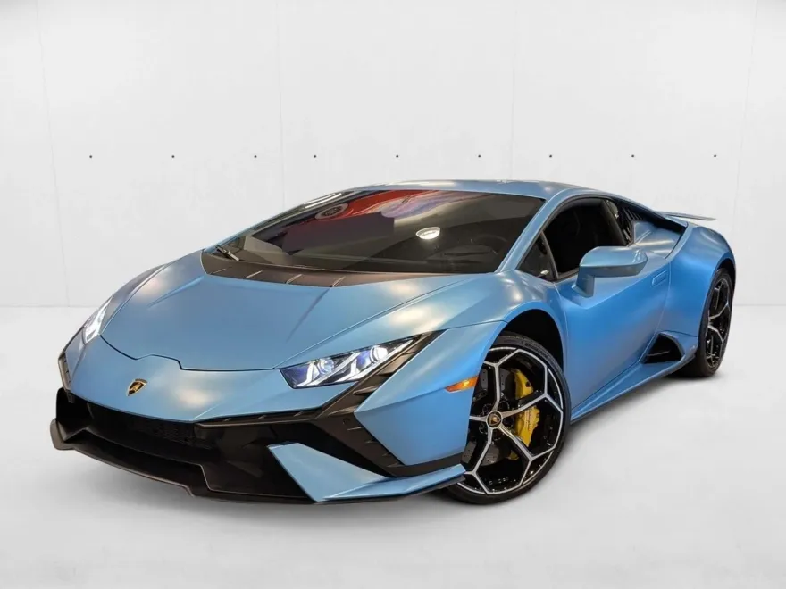 2023 Lamborghini Huracan Tecnica Coupe photo 1
