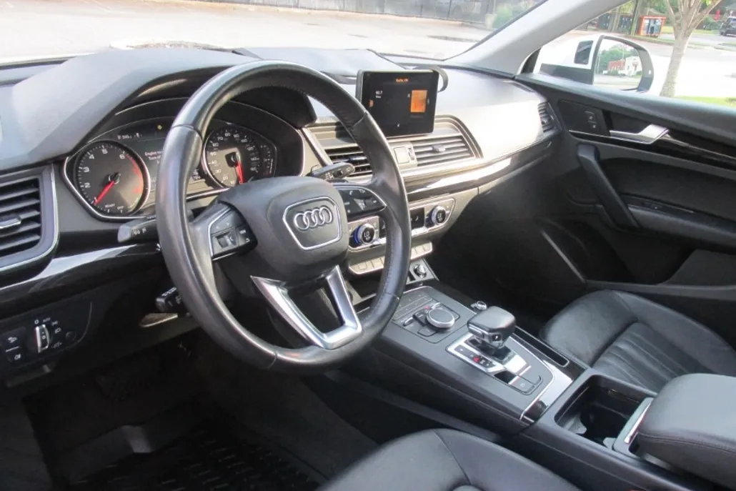 2019 Audi Q5 Premium 45 TFSI photo 1