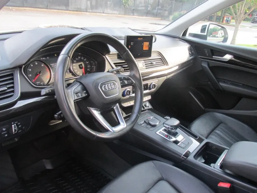2019 Audi Q5 Premium 45 TFSI photo 1