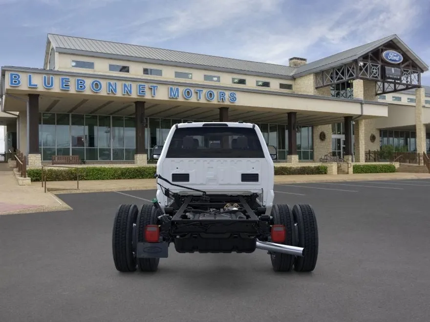 2025 Ford F-450 XL photo 1