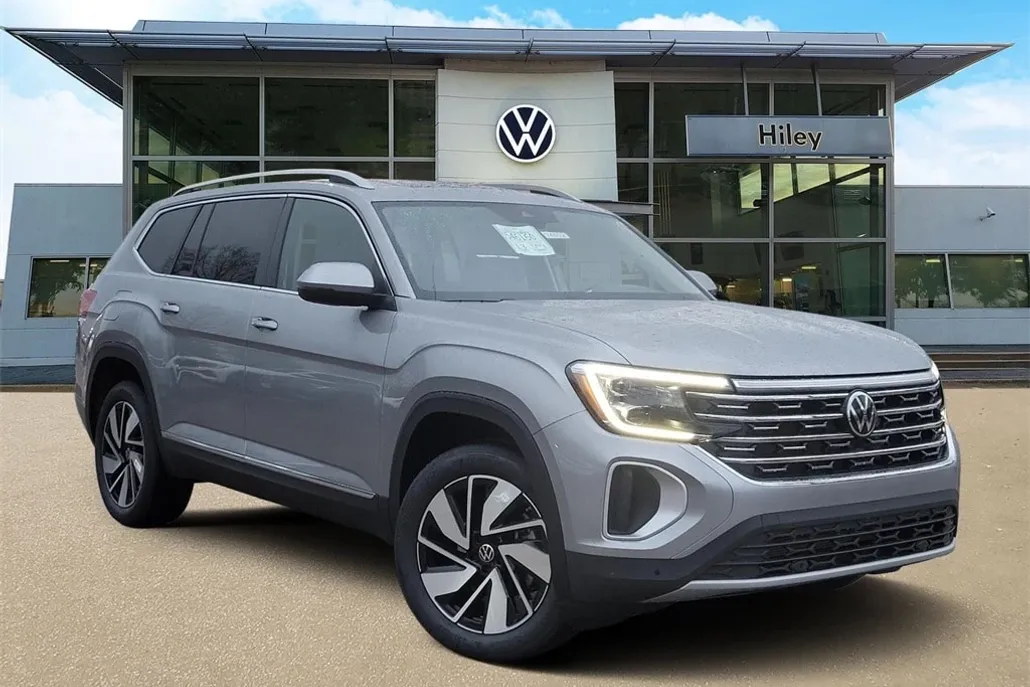2025 Volkswagen Atlas SEL photo 1
