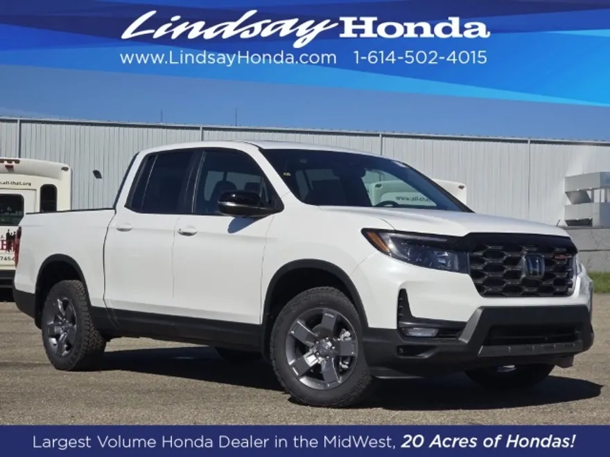 2025 Honda Ridgeline TrailSport photo 1