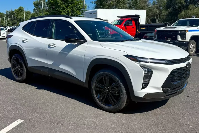 2025 Chevrolet Trax ACTIV photo 1